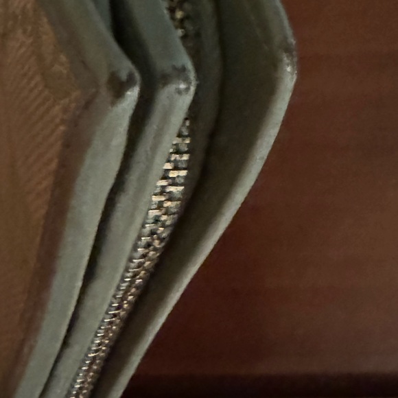 Gucci Long Wallet — Jacquard & Leather - Picture 7 of 9